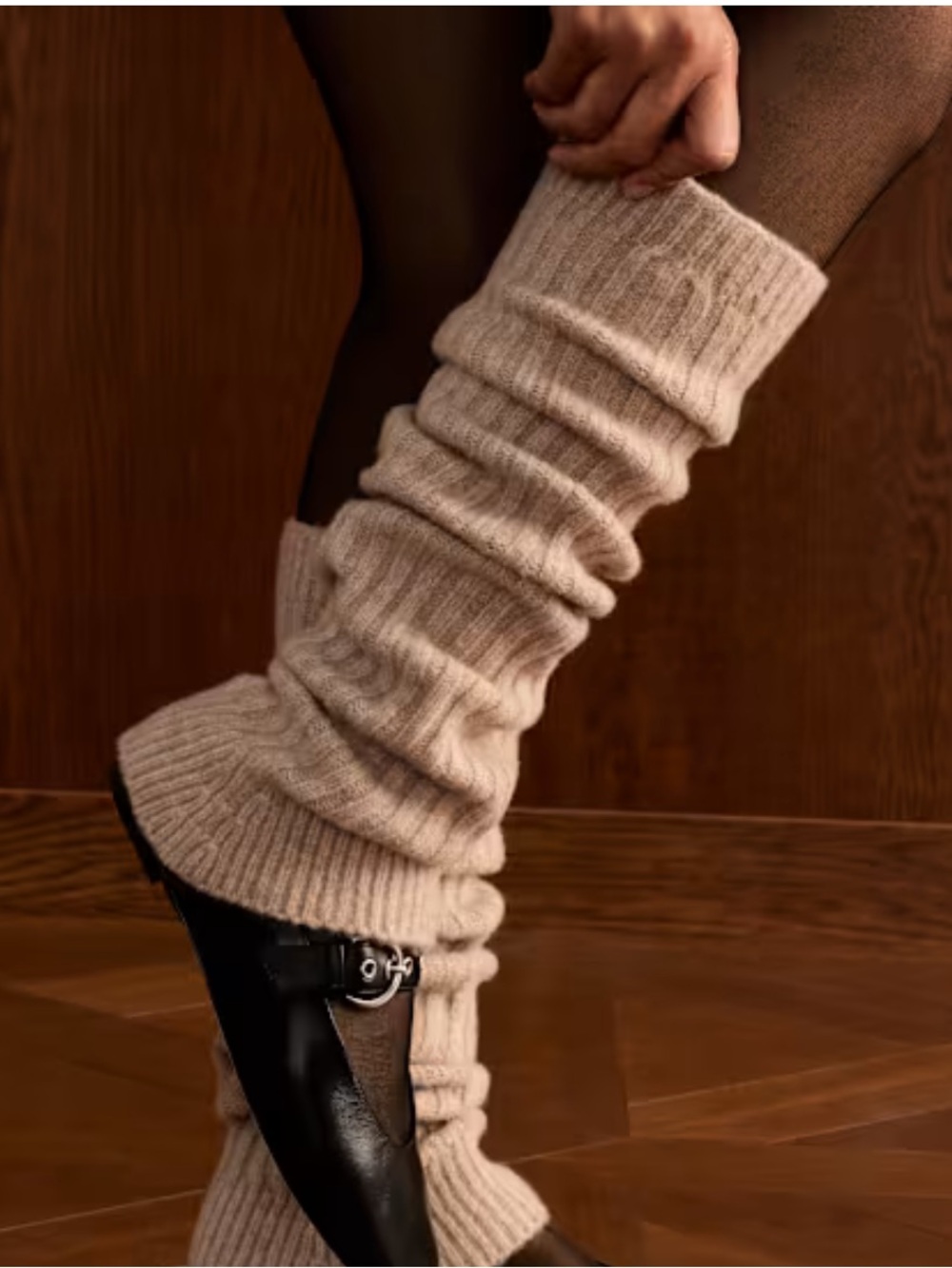 Cable Knit Stretch Leg Warmers Tan One Size OS Acrylic Beige 80’s Boots Cozy
